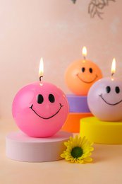 Smiley-Kerze – 7,5 cm – Pink