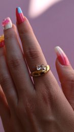Ariana – Baguette-Kristall-Goldring
