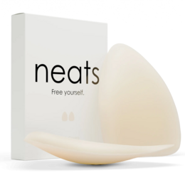 Adhesive silicone triangle nipple covers in pearl color, available in sizes S/M (fits A-C cups) and L/XL (fits D+ cups).