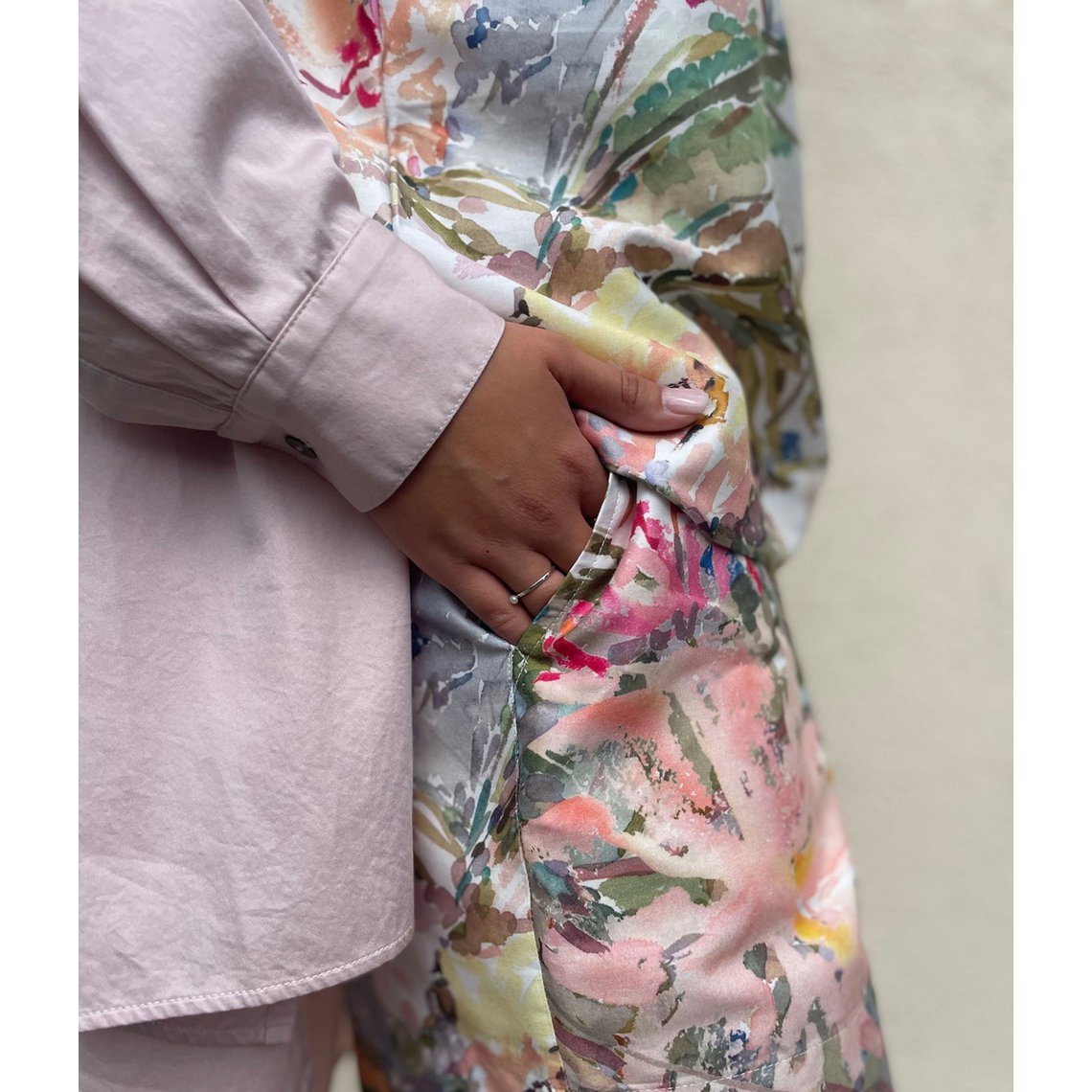 Completo due pezzi Floral Sense (camicia + pantaloncini)