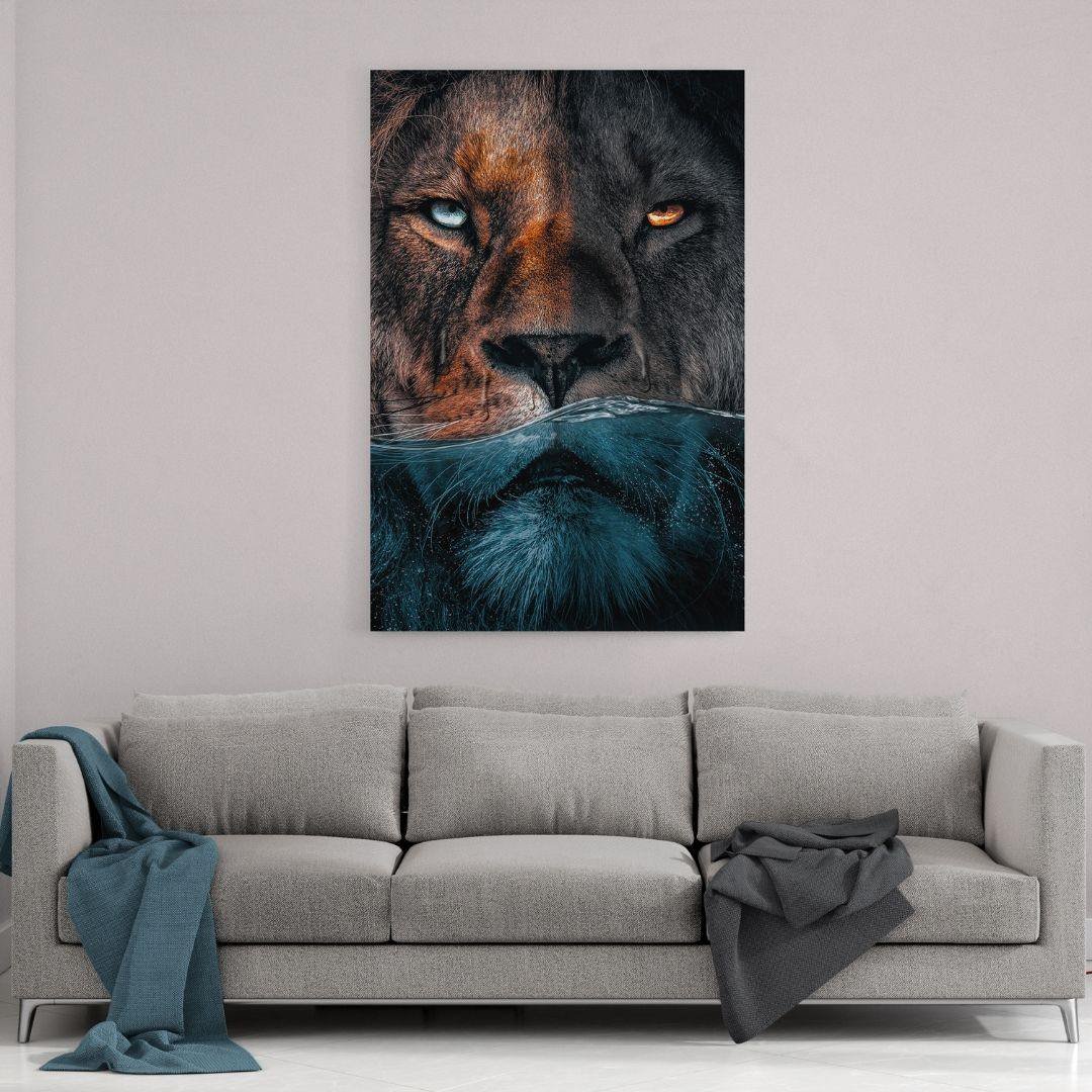 Underwater Lion - canvas picture with frame "silver"