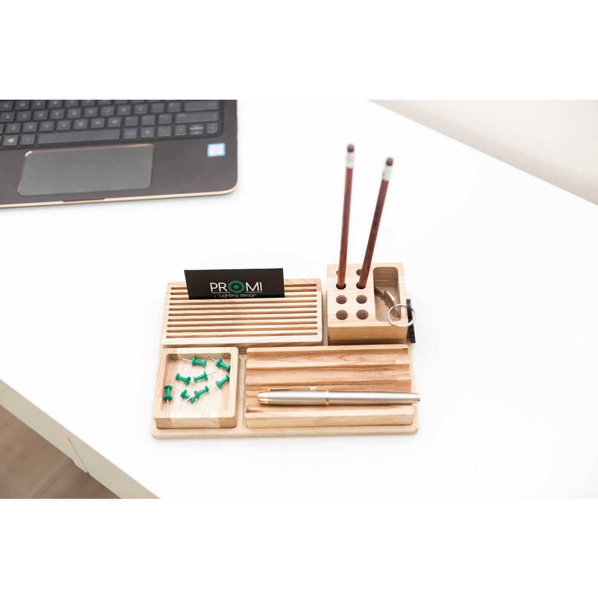 Houten bureau-organizer, Bureau-organizer