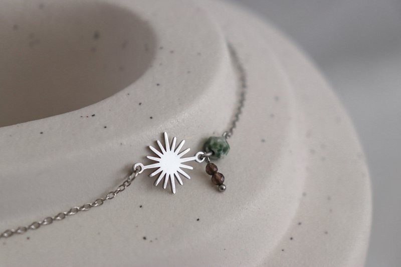 Pulsera de cuarzo ahumado y jaspe con manchas verdes - Plata