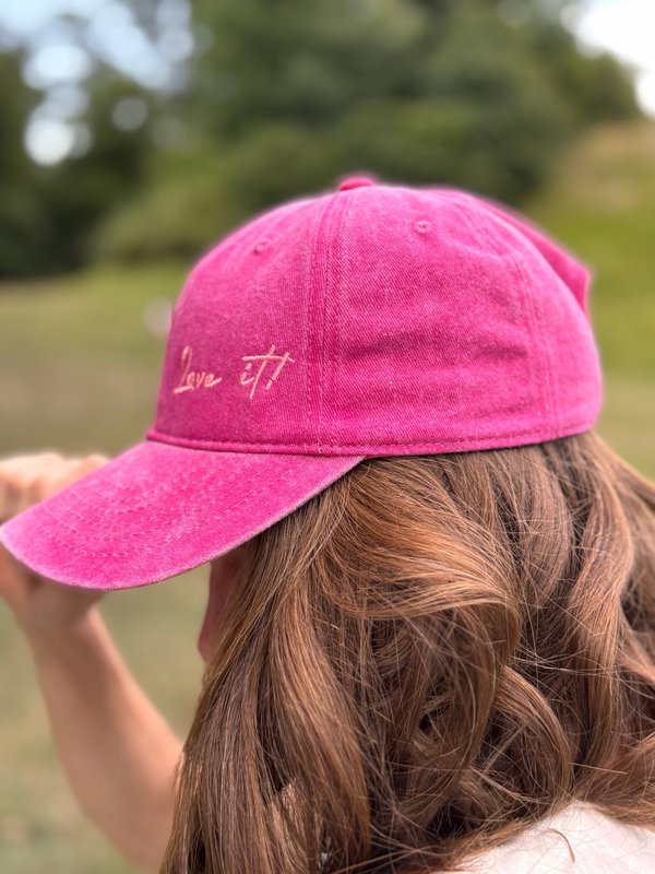 LEY! Cappellino "Love it" in copia rosa