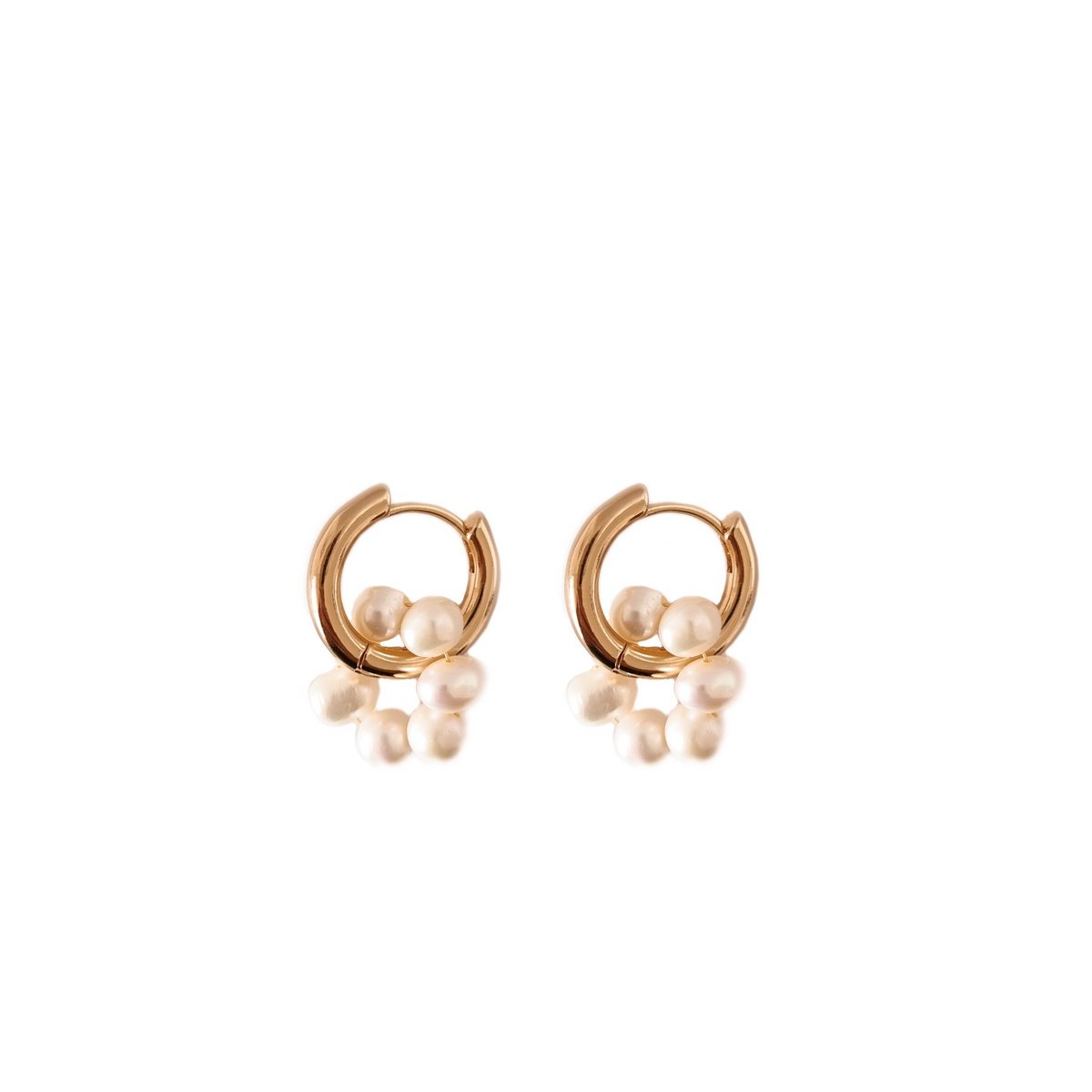 Pearl earrings