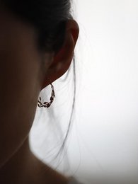 Corona de laurel - Aro de oreja de hoja elegante
