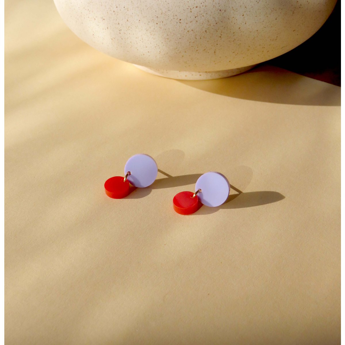Big Dotty acrylic earrings in lilac red