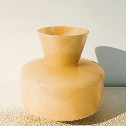 Flower vase earth collection