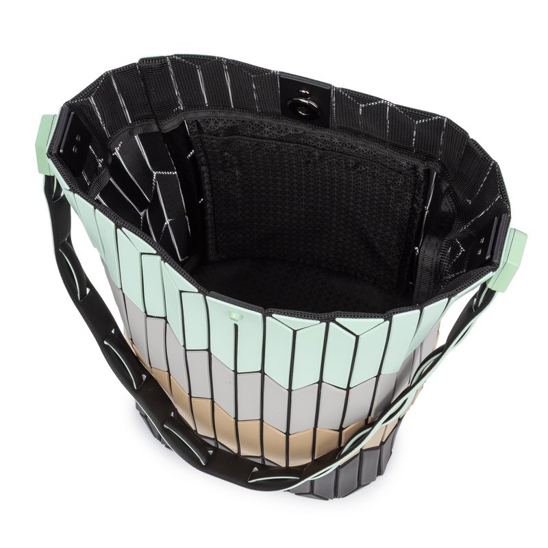 Iria Quintana Arroscia Shoulder Bag Geometric Design. 27x16x24 cm.