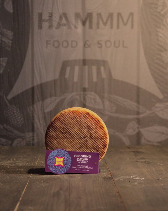 🇬🇧 Mature pecorino aged 75 days – artisanal sheep's cheese