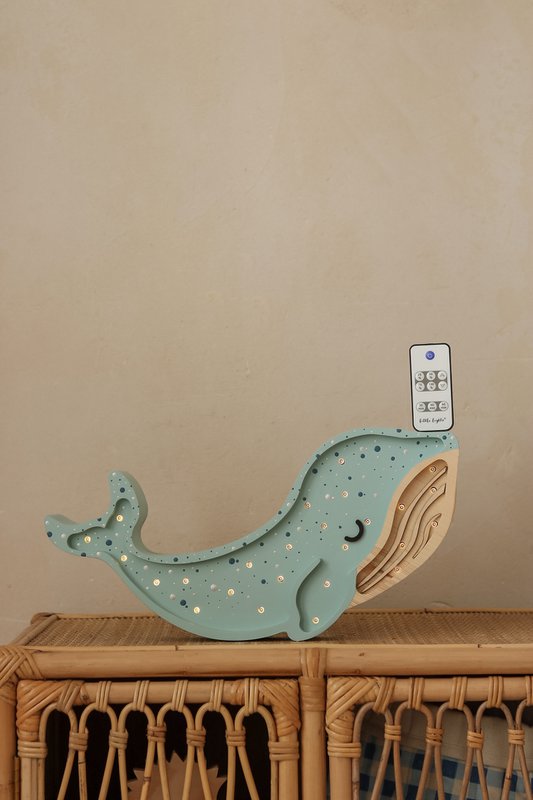 LITTLE LIGHTS WHALE LAMP