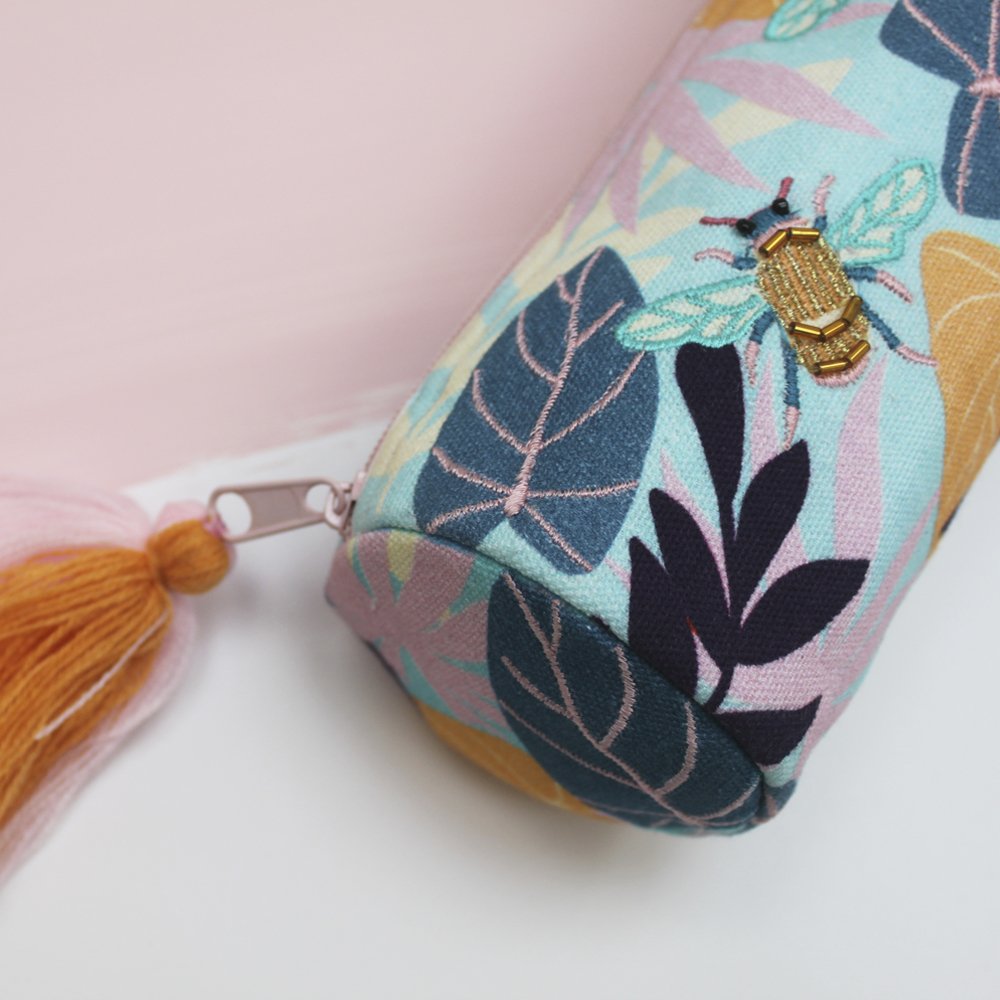Pochette de luxe pour baril d'abeille