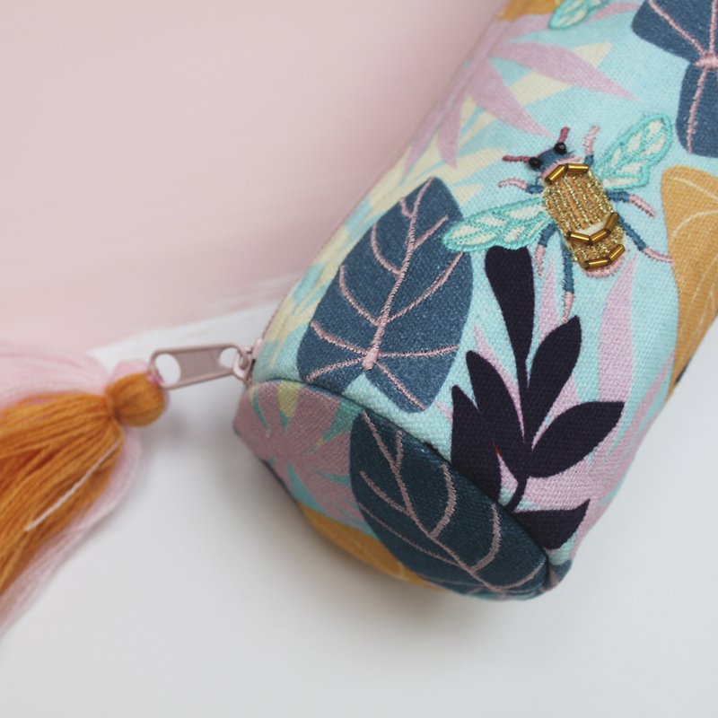 Pochette de luxe pour baril d'abeille