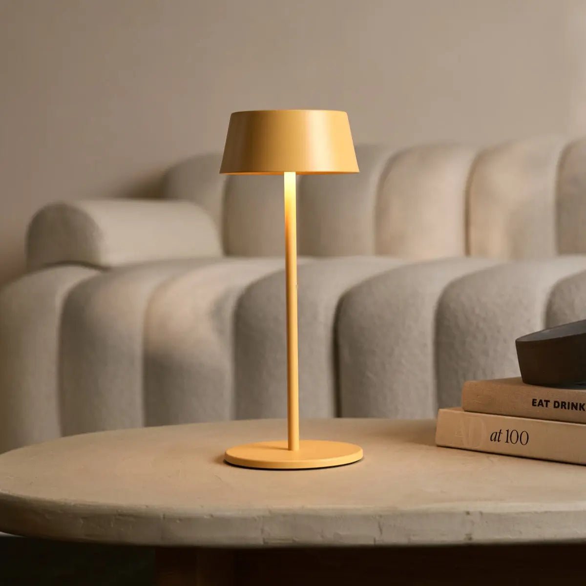 Lampada da tavolo ricaricabile Hugo Giallo Ambra