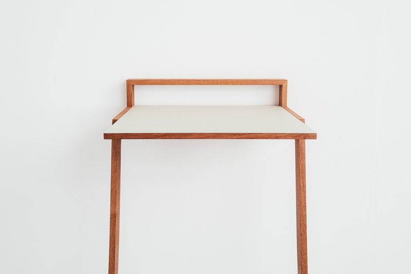 High desk buckowksi