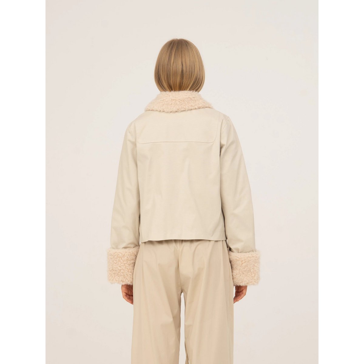 Veste crème tendre