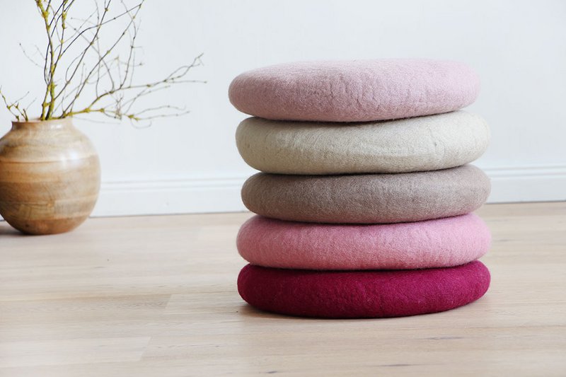 Seat cushions around the rose made of felt, 100% natural material, 38 cm round many colors Pastel, felt with wool-f lung, fair trade & manual work from Nepal