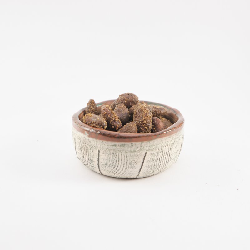 Single Origin Roasted Cacao Beans with cinnamon, orange, nutmeg and caramelised coconut blossom sugar