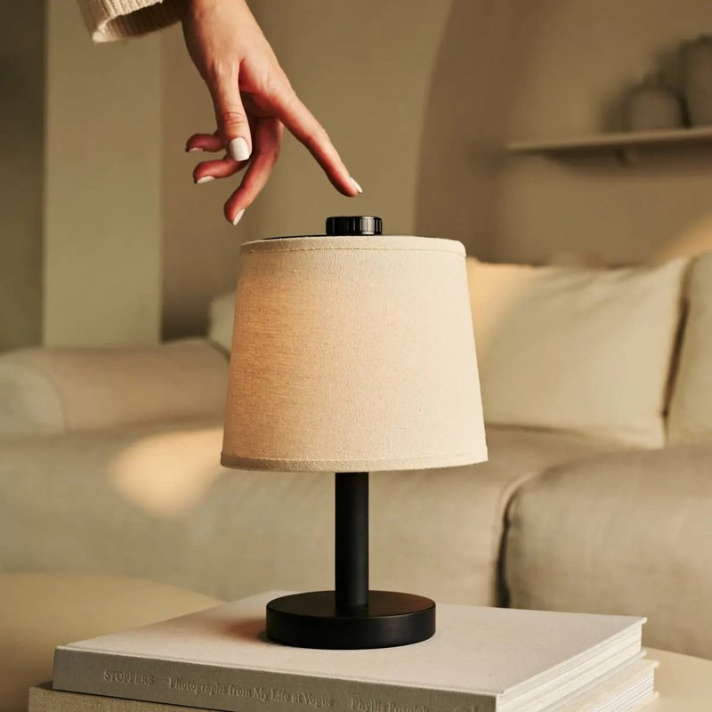 Rover zwarte houten oplaadbare lamp
