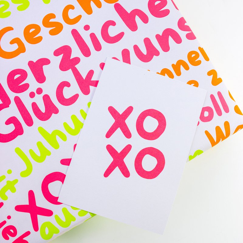 Postcard "XOXO" made from recycled paper