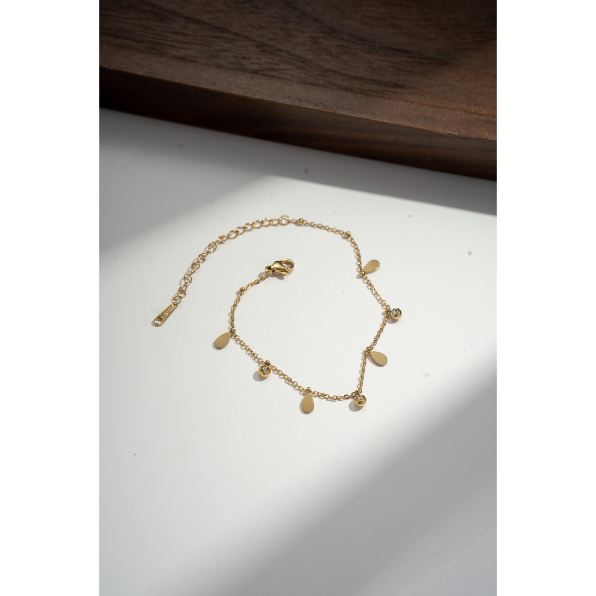 Fijne armband in pampilles en strass