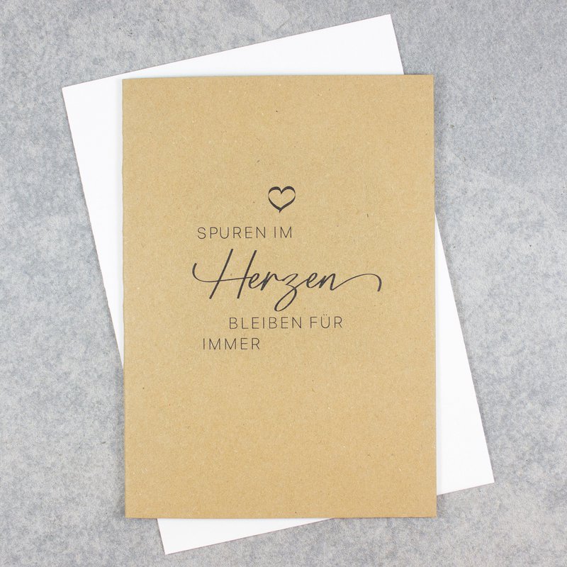 Tarjeta de luto “Huellas en el corazón”
