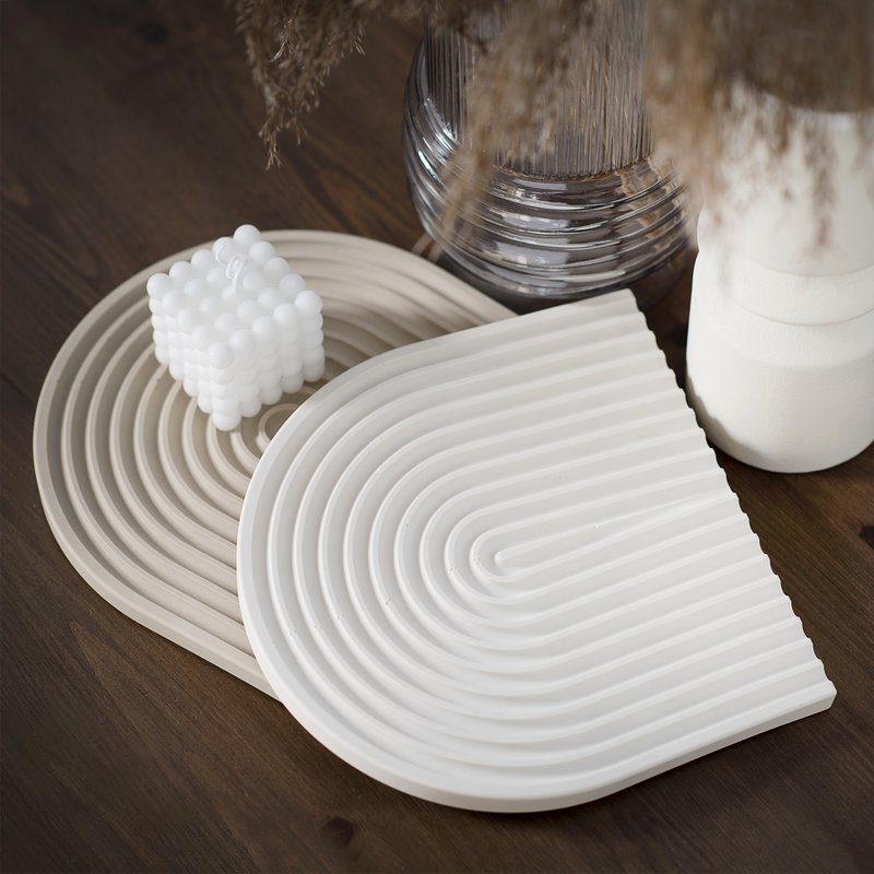 Biała taca łukowa Jesmonite 22cm