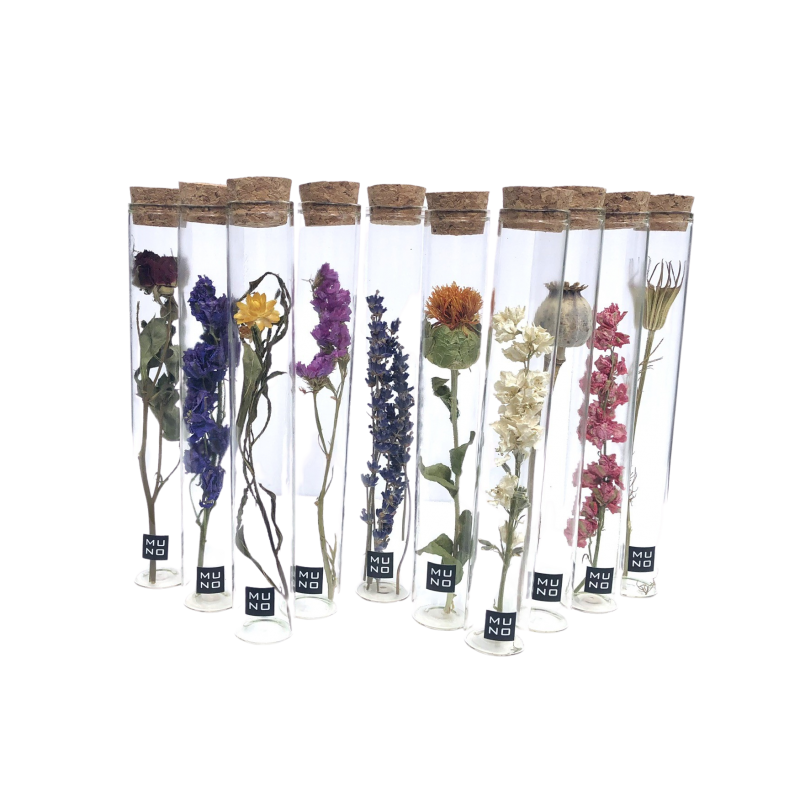 Tube 20 cm med tørret blomst - gave