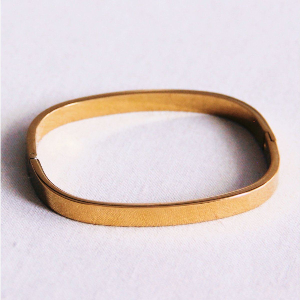 Piccolo bracciale rettangolare