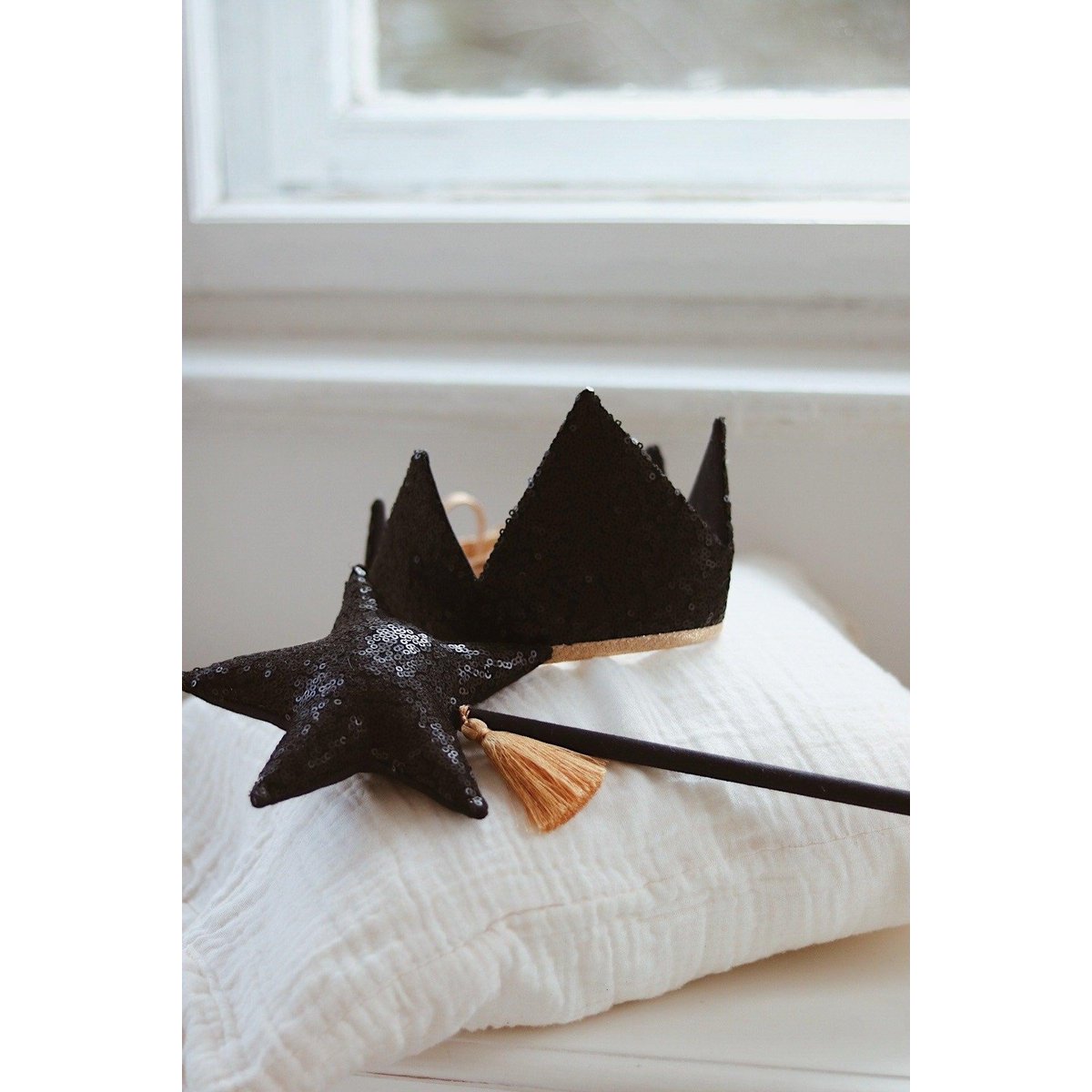 "Black pailletten" kroon en toverstaf magische set