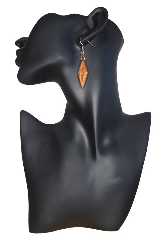 Boucles d'oreilles pendantes en forme de diamant en bois d'acajou fin, très léger, surface huilée mate, boucles d'oreilles en acier inoxydable plaqué or ou argent