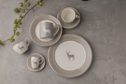 Middagstallerken model “Deer” 18 karat guld, Desert Pearl
