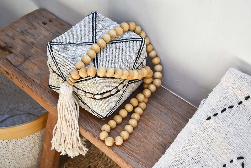 Guirlande de perles de bois