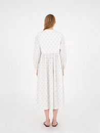 Vestido blanco con estampado de lazo Cityscape