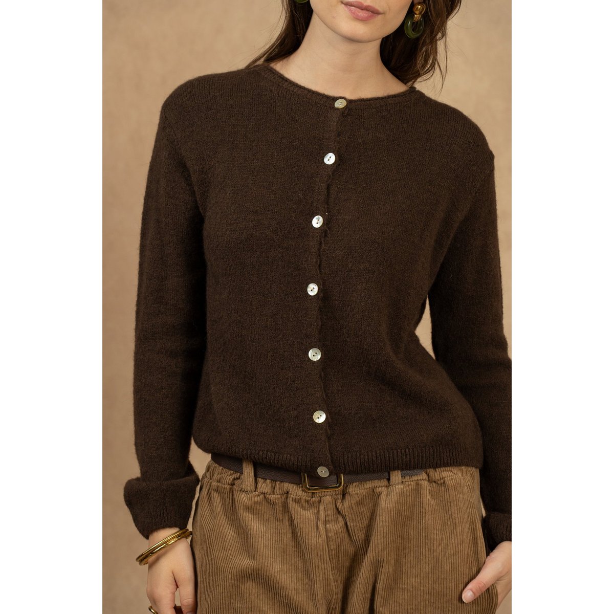 Cardigan col rond court boutonné en alpaga et laine
