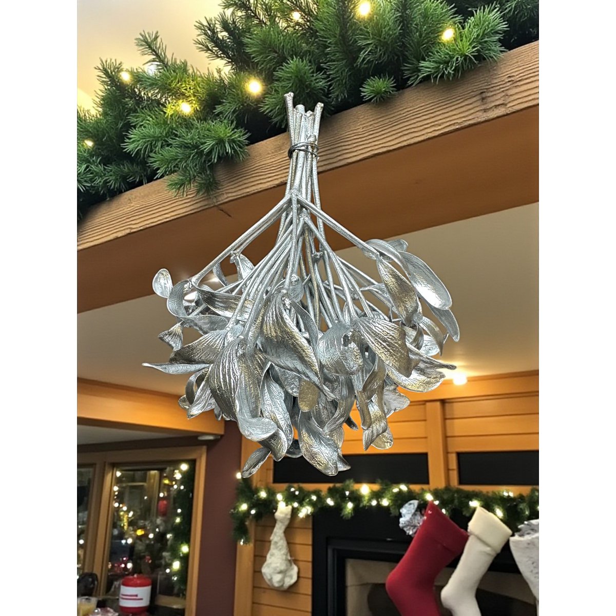 Christmas Box Mistletoe – Natural metallic silver (8 packs of 3 bundles)