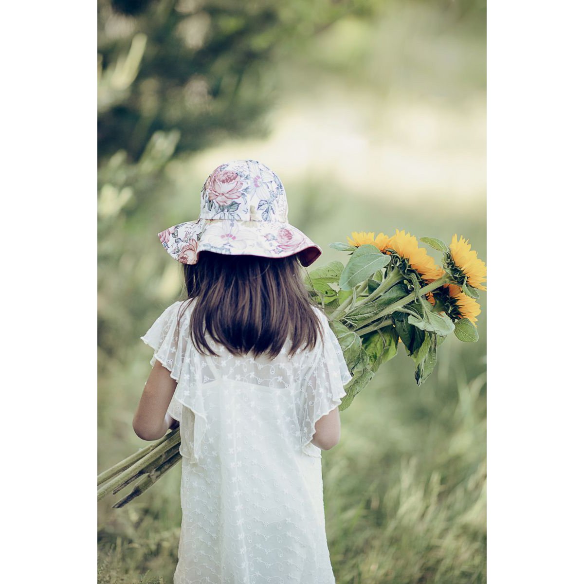 AVA summer hat for girls - white with flowers