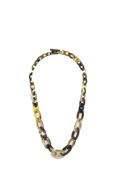 Collier avec 3 tailles différentes d'anneaux plats ovales en sabot de buffle et laque crème café 60cm