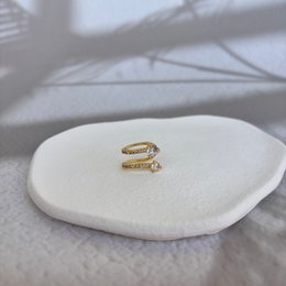 Sparkling Hug -Polsino per orecchio con zircone placcato oro