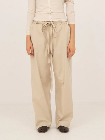 Saftige beige Hose
