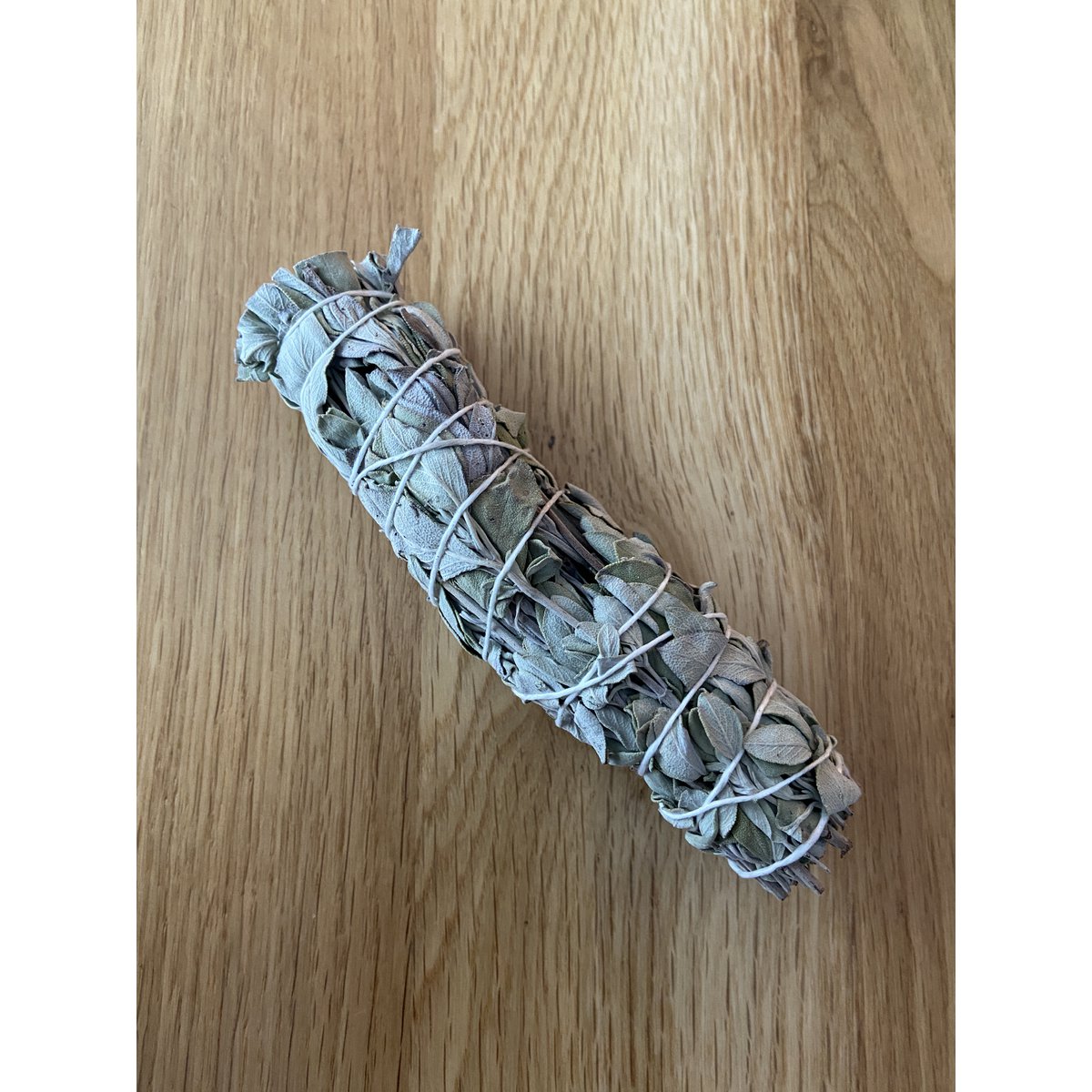 6 Smudge Sauge blanche - Boîte de présentation avec 6 bâtons de fumigation à la sauge blanche (Salvia Apiana)