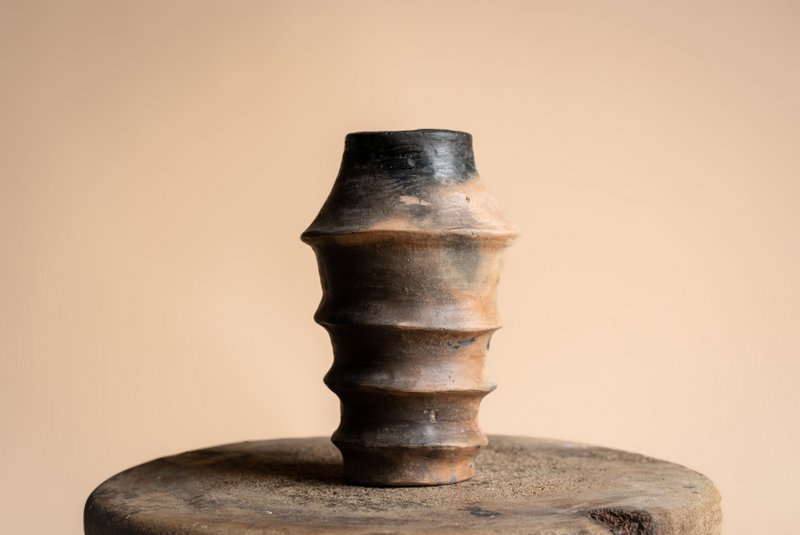 Terracotta Vase - Baya