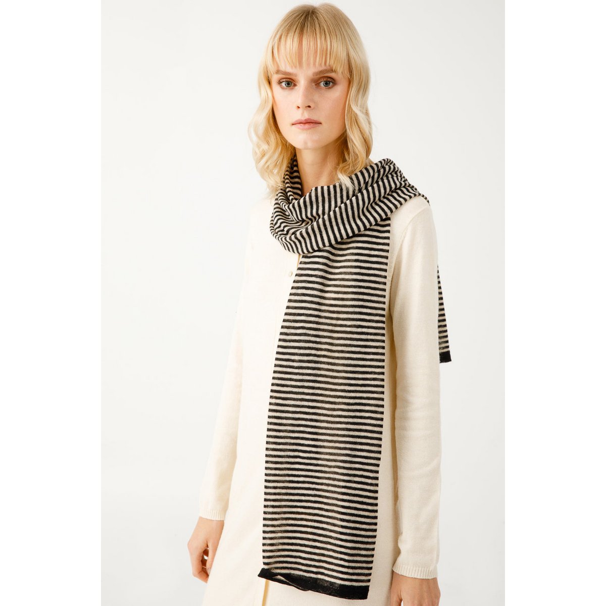 EPHESUS SCARF BLACK-BEIGE