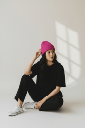 LEY! Wool hat “Saha” in Berry Copy
