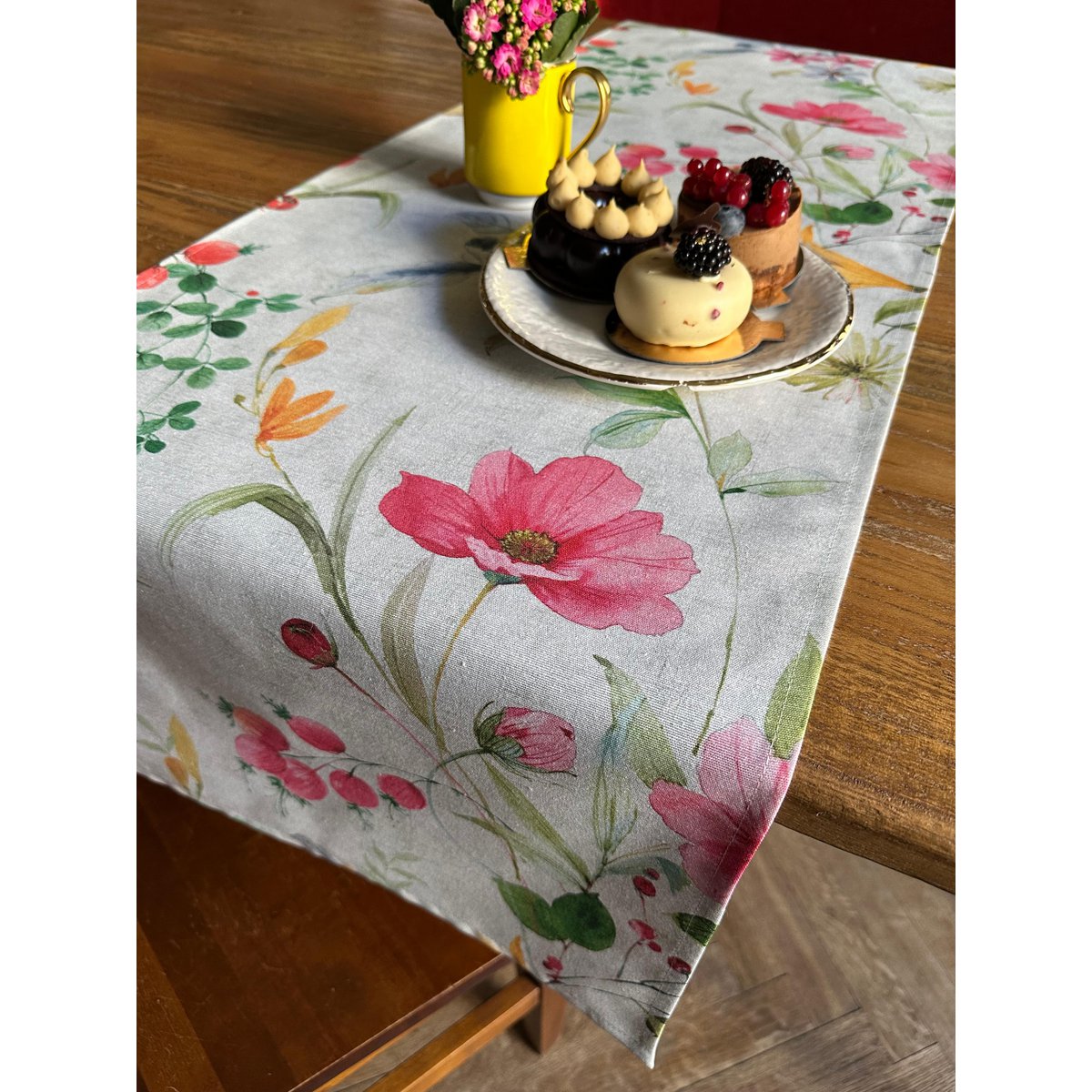 Table Runner, Poly-cotton Mix, Printed | Color in Bloom
