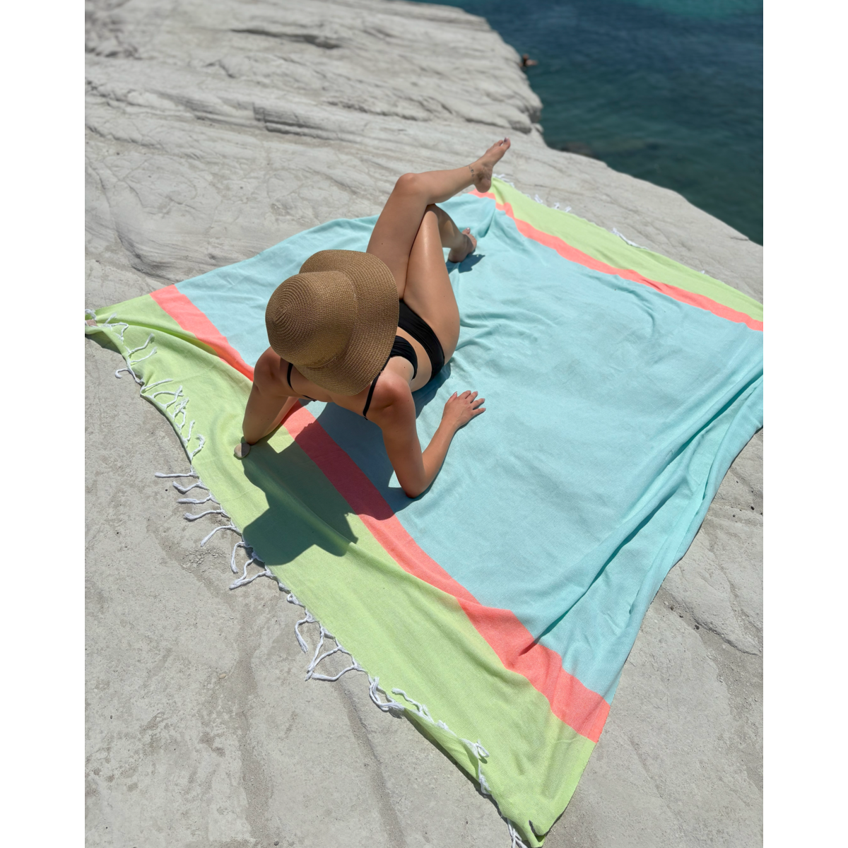TOWEL TO GO NEON XXL Recycled Cotton Beach Towel 200x200 cm | Quick Dry | Green / Blue | with Gift Box