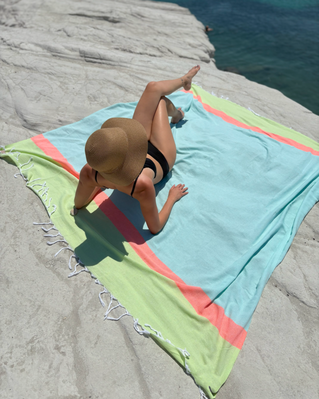 TOWEL TO GO NEON XXL Recycled Cotton Beach Towel 200x200 cm | Quick Dry | Green / Blue | with Gift Box