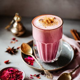 One&Only Pink Superfood Latte Powder