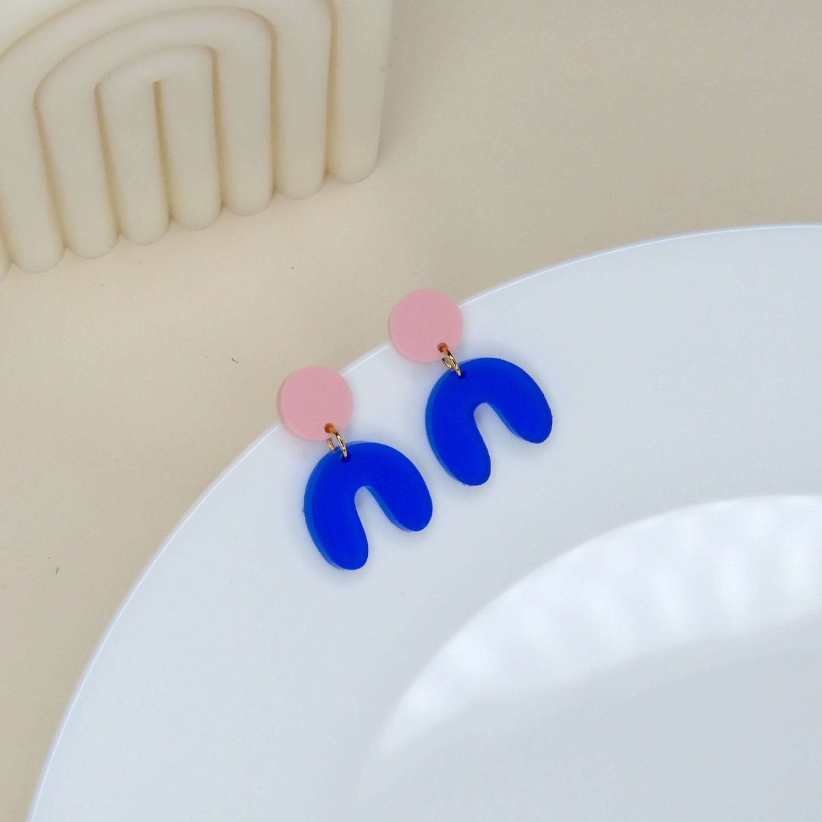 Light Pink Blue Arch Arch Earrings