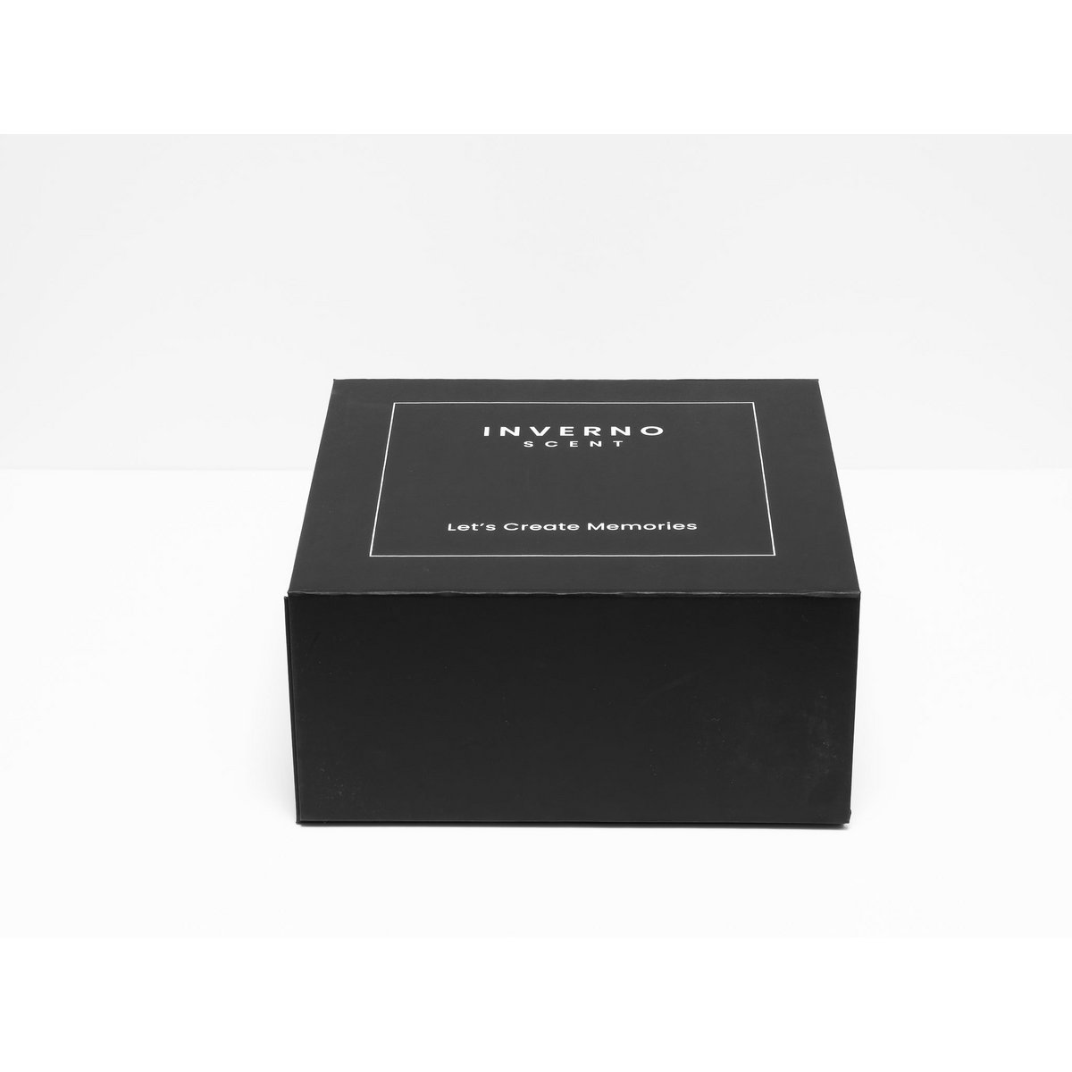 Geschenkbox „At The Fireplace“.